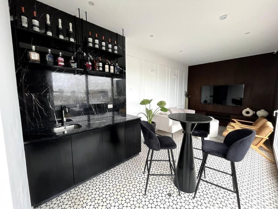 Luxury Apartment In Miraflores With Rooftop Pool Lima Extérieur photo